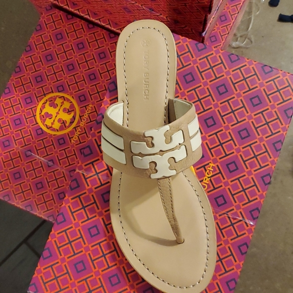 AUTHENTIC SANDALS - Picture 1 of 4